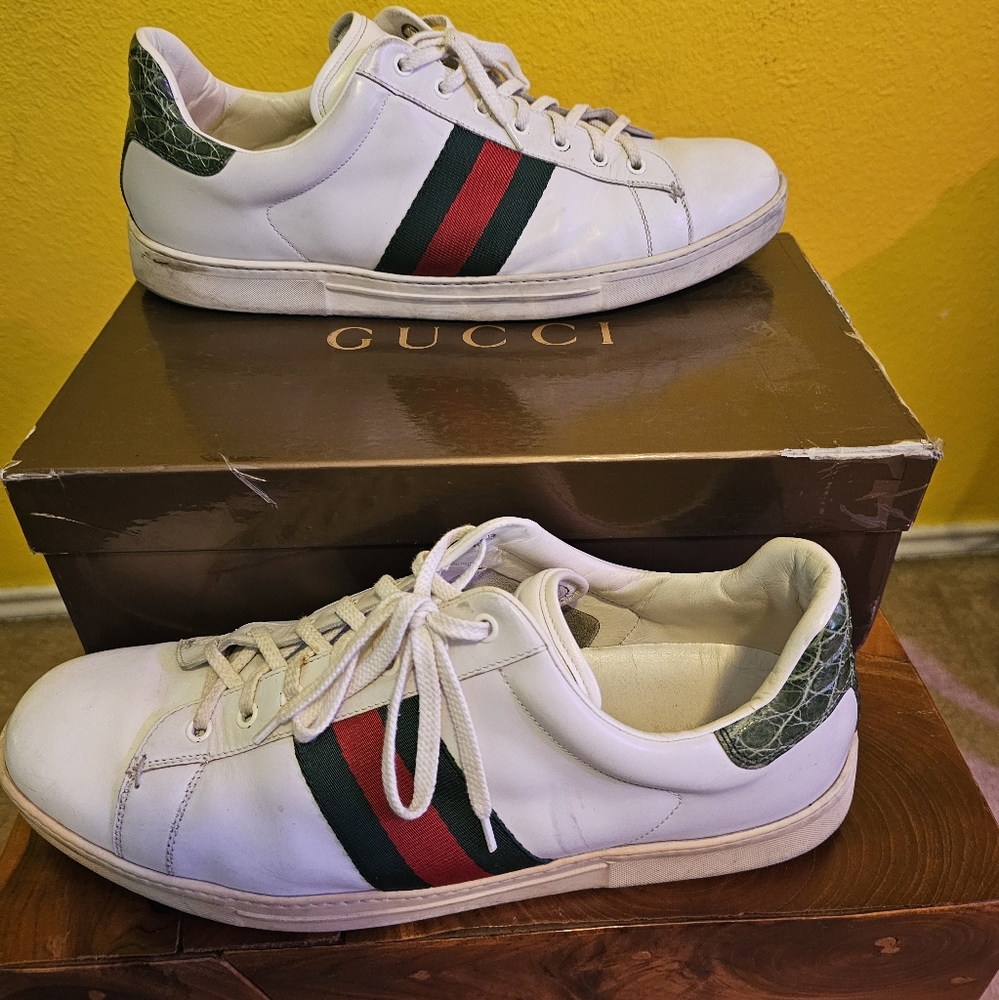 Gucci Leather Shoes